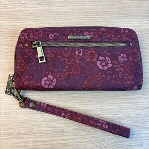 Travelon Zip Around Wristlet Wallet Berry Purple Leopard Floral Print RFID
